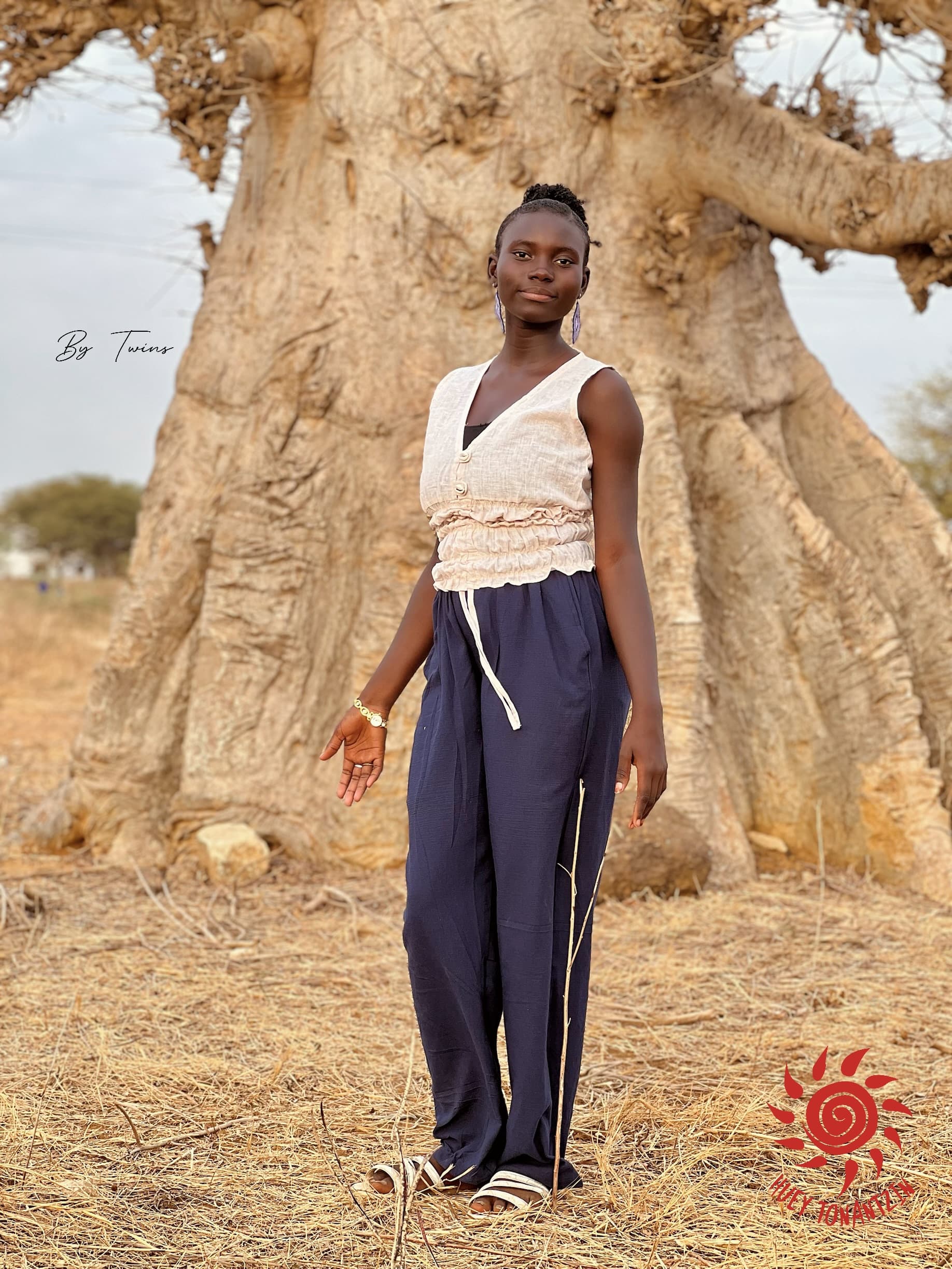 Cowrie Shell Top White Sleeveless